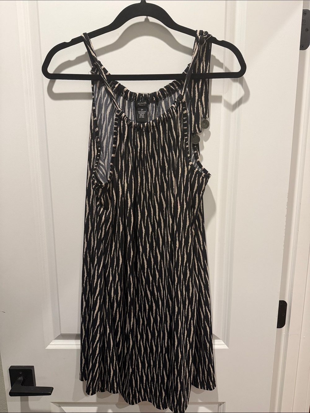 Alfani Black and Cream Tie-Strap Mini Dress